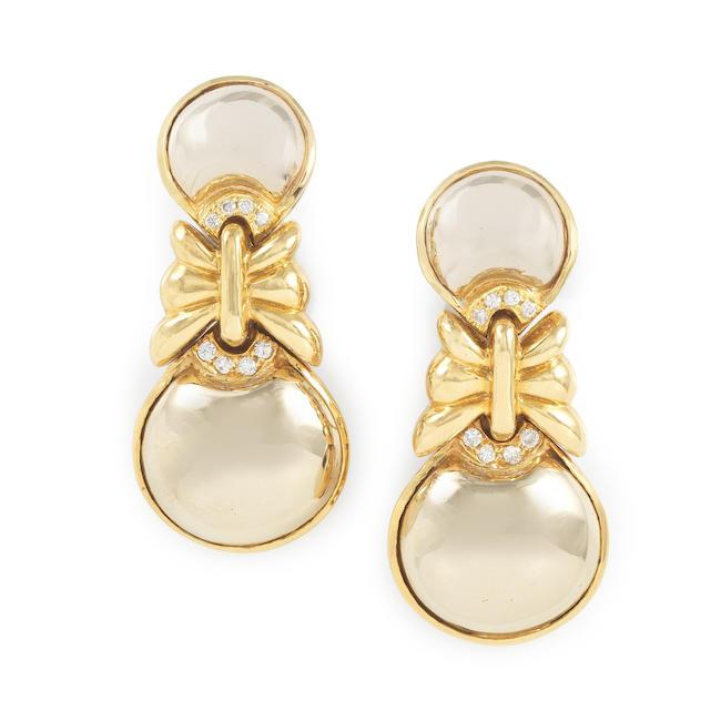 PAIRE DE BOUCLES D'OREILLES OR ET DIAMANTS