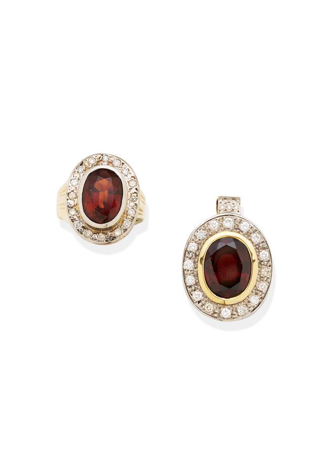 GARNET AND DIAMOND PENDANT AND RING SUITE