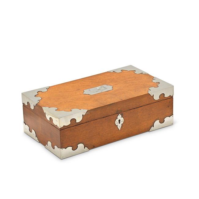 A Victorian silver-mounted oak wood cigarette box John Newton Mappin, London 1896