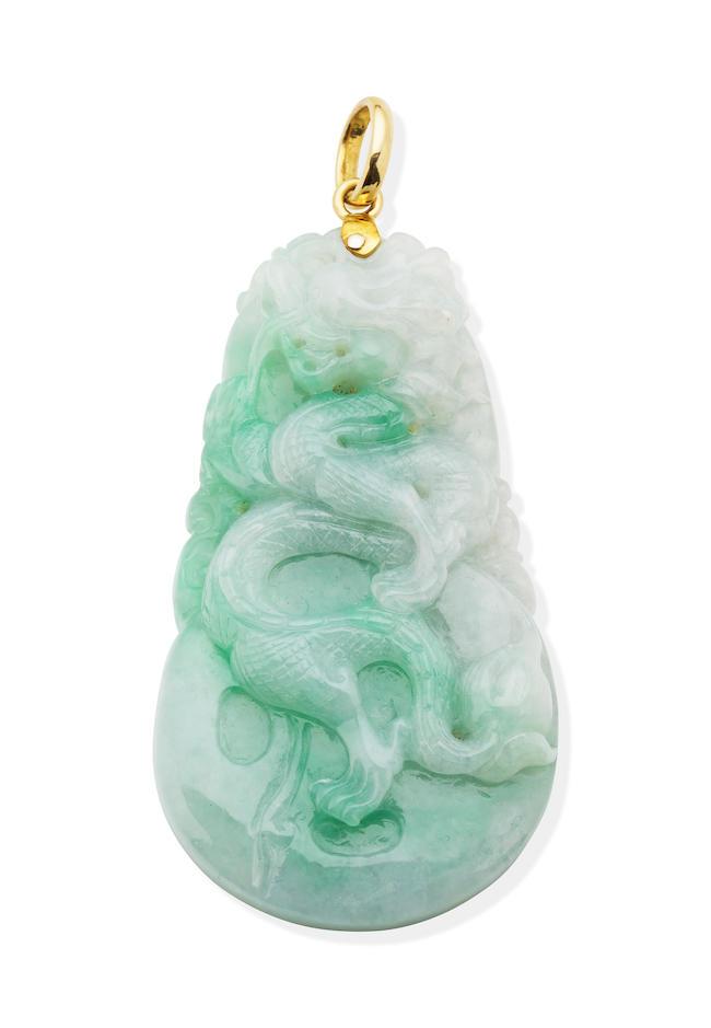 JADEITE PENDANT